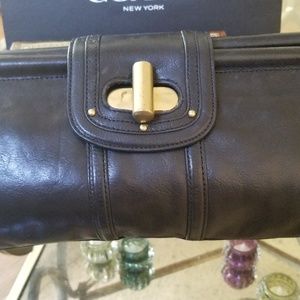 KENNETH COLE NY leather clutch